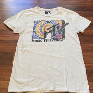 MTV T-shirt